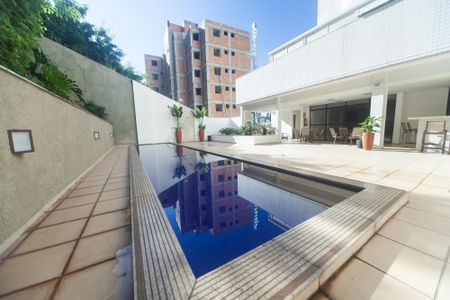 Apartamento para alugar com 120m², 4 quartos e 3 vagasÁrea comum - Piscina