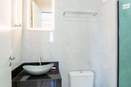 Apartamento para alugar com 45m², 2 quartos e sem vagaBanheiro