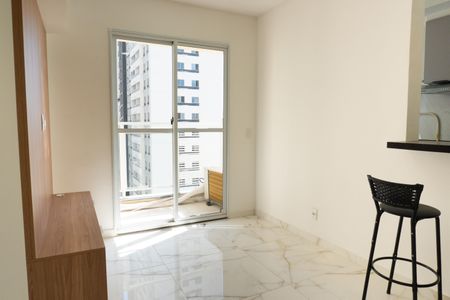 Apartamento para alugar com 45m², 2 quartos e sem vagaSala