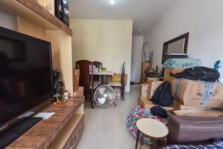 Apartamento à venda com 63m², 3 quartos e 1 vaga Apartamento à venda com 63m², 3 quartos e 1 vagaSala