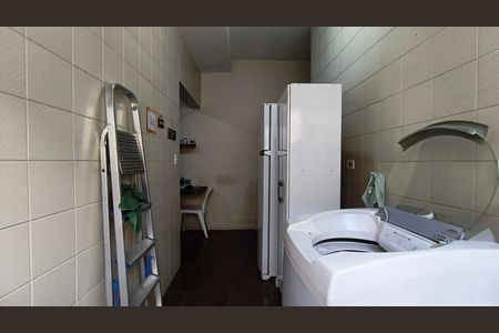 Casa à venda com 258m², 3 quartos e 4 vagasÁrea de Serviço