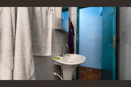 Casa à venda com 258m², 3 quartos e 4 vagasBanheiro da Suíte 2