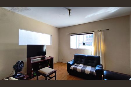 Casa à venda com 258m², 3 quartos e 4 vagasSala