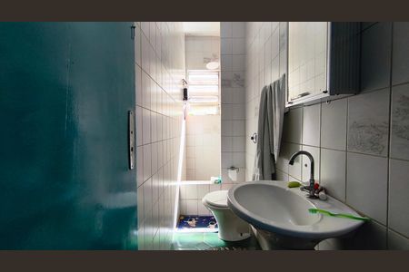 Casa à venda com 258m², 3 quartos e 4 vagasBanheiro da Suíte 2
