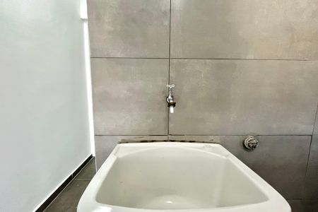Casa para alugar com 32m², 1 quarto e sem vagaÁrea de Serviço