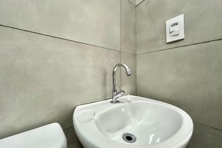 Casa para alugar com 32m², 1 quarto e sem vagaBanheiro