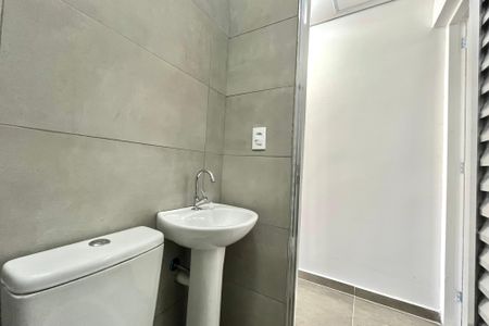 Casa para alugar com 32m², 1 quarto e sem vagaBanheiro