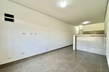Sala de casa para alugar com 1 quarto, 32m² em Parque Jabaquara, São Paulo