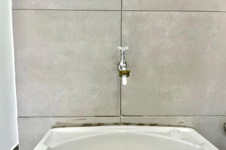 Casa para alugar com 32m², 1 quarto e sem vagaÁrea de Serviço