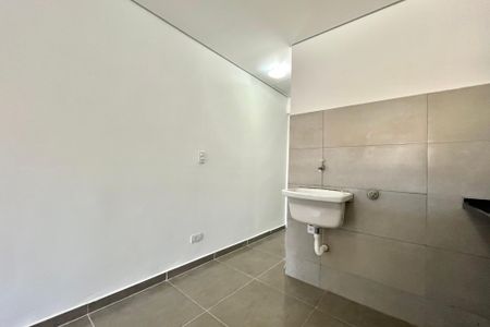 Casa para alugar com 32m², 1 quarto e sem vagaÁrea de Serviço