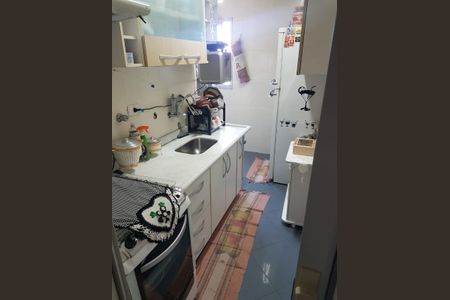 Apartamento à venda com 54m², 2 quartos e 1 vagaCozinha