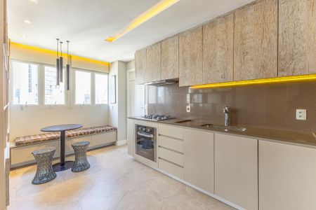 Apartamento para alugar com 100m², 3 quartos e 1 vaga Apartamento para alugar com 100m², 3 quartos e 1 vagaCozinha