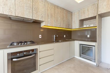 Cozinha de apartamento para alugar com 3 quartos, 100m² em Indianópolis, São Paulo
