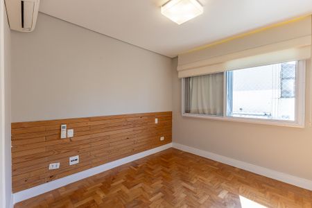 Apartamento para alugar com 100m², 3 quartos e 1 vaga Apartamento para alugar com 100m², 3 quartos e 1 vagaSuíte