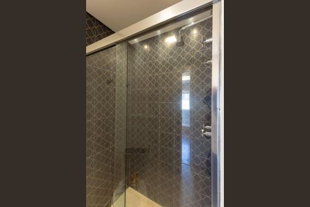 Apartamento para alugar com 100m², 3 quartos e 1 vaga Apartamento para alugar com 100m², 3 quartos e 1 vagaBanheiro da Suíte