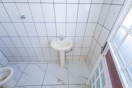 Casa para alugar com 70m², 3 quartos e 9 vagasLavabo