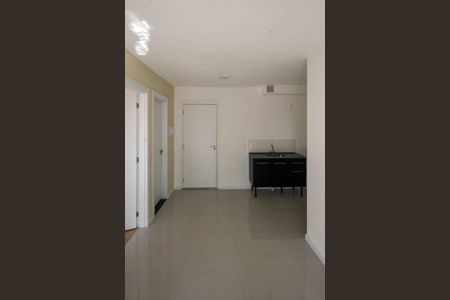 Apartamento à venda com 38m², 2 quartos e sem vaga Apartamento à venda com 38m², 2 quartos e sem vagaSala