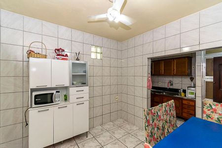 Casa à venda com 250m², 4 quartos e sem vaga Casa à venda com 250m², 4 quartos e sem vagaCasa 1º andar - Copa