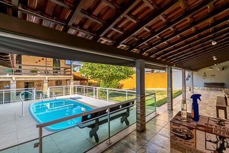 Casa à venda com 250m², 4 quartos e sem vaga Casa à venda com 250m², 4 quartos e sem vagaVaranda gourmet