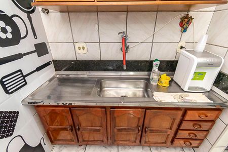 Casa à venda com 250m², 4 quartos e sem vaga Casa à venda com 250m², 4 quartos e sem vagaCasa 1º andar - Cozinha