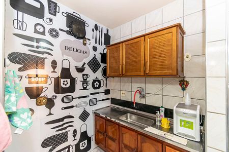 Casa à venda com 250m², 4 quartos e sem vaga Casa à venda com 250m², 4 quartos e sem vagaCasa 1º andar - Cozinha