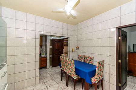 Casa à venda com 250m², 4 quartos e sem vaga Casa à venda com 250m², 4 quartos e sem vagaCasa 1º andar - Copa