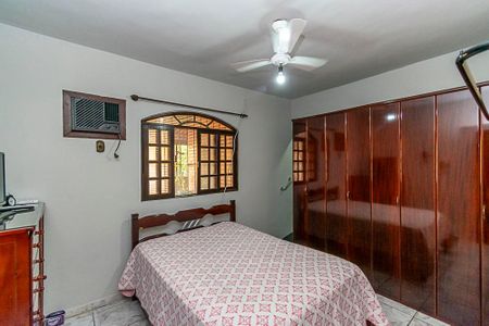 Casa à venda com 250m², 4 quartos e sem vaga Casa à venda com 250m², 4 quartos e sem vagaCasa 1º andar - Suíte 2