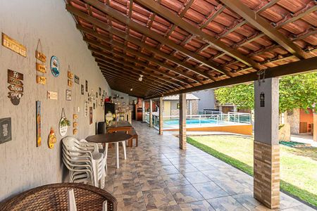 Casa à venda com 250m², 4 quartos e sem vaga Casa à venda com 250m², 4 quartos e sem vagaVaranda gourmet