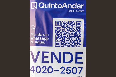 Casa à venda com 250m², 4 quartos e sem vaga Casa à venda com 250m², 4 quartos e sem vagaPlaca