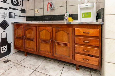 Casa à venda com 250m², 4 quartos e sem vaga Casa à venda com 250m², 4 quartos e sem vagaCasa 1º andar - Cozinha