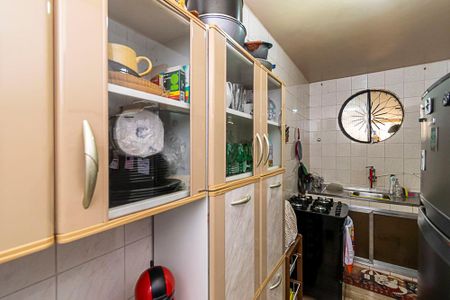 Casa à venda com 250m², 4 quartos e sem vaga Casa à venda com 250m², 4 quartos e sem vagaCasa 2º andar - Cozinha