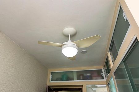 Casa à venda com 250m², 4 quartos e sem vaga Casa à venda com 250m², 4 quartos e sem vagaCasa 2º andar - Quarto 1