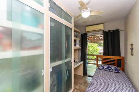 Casa à venda com 250m², 4 quartos e sem vaga Casa à venda com 250m², 4 quartos e sem vagaCasa 2º andar - Quarto 1