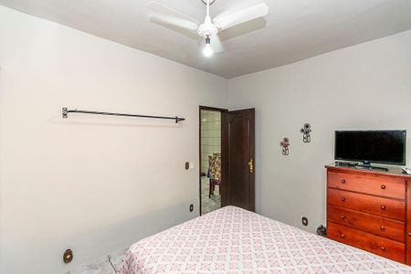 Casa à venda com 250m², 4 quartos e sem vaga Casa à venda com 250m², 4 quartos e sem vagaCasa 1º andar - Suíte 2