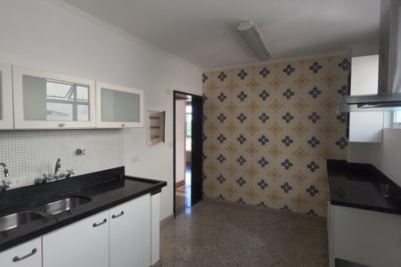 Apartamento para alugar com 211m², 3 quartos e 2 vagasCozinha