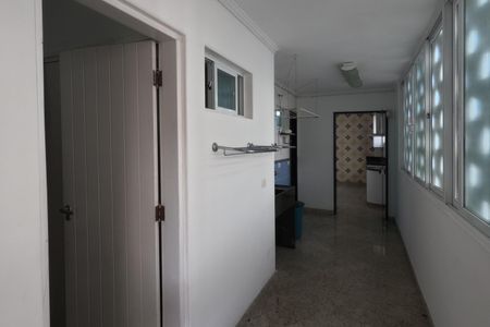 Apartamento para alugar com 211m², 3 quartos e 2 vagasÁrea de Serviço