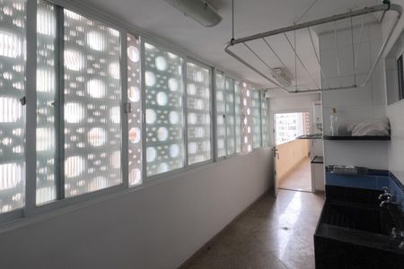 Apartamento para alugar com 211m², 3 quartos e 2 vagasÁrea de Serviço