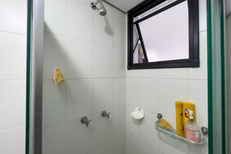 Apartamento à venda com 67m², 2 quartos e 1 vaga Apartamento à venda com 67m², 2 quartos e 1 vagaBanheiro