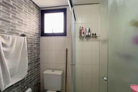 Apartamento à venda com 67m², 2 quartos e 1 vaga Apartamento à venda com 67m², 2 quartos e 1 vagaBanheiro do quarto 1