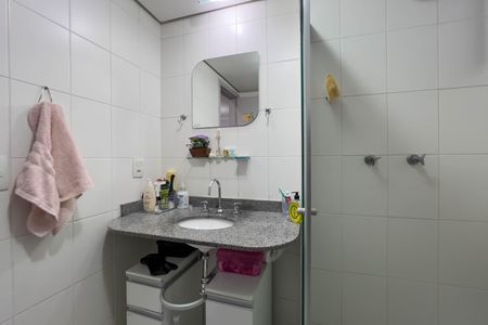 Apartamento à venda com 67m², 2 quartos e 1 vaga Apartamento à venda com 67m², 2 quartos e 1 vagaBanheiro