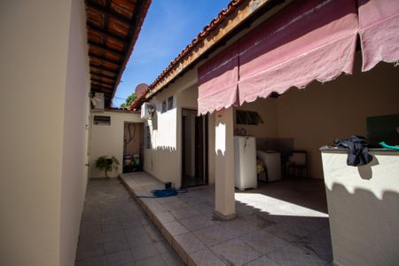 Casa para alugar com 160m², 3 quartos e 4 vagasQuintal