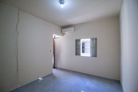 Casa para alugar com 160m², 3 quartos e 4 vagasEdícula