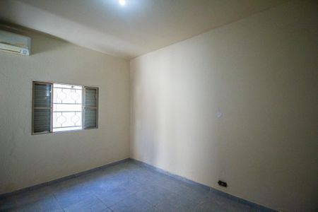 Casa para alugar com 160m², 3 quartos e 4 vagasEdícula