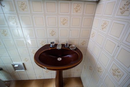 Casa para alugar com 160m², 3 quartos e 4 vagasBanheiro