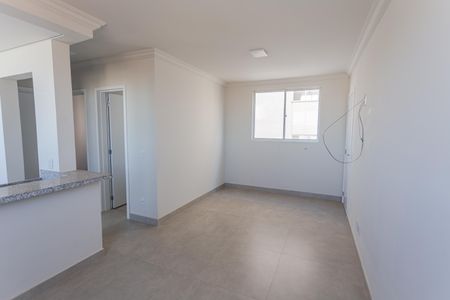 Sala de apartamento à venda com 2 quartos, 54m² em Ana Lúcia, Belo Horizonte