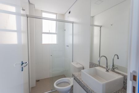 Apartamento à venda com 54m², 2 quartos e 1 vagaBanheiro Social
