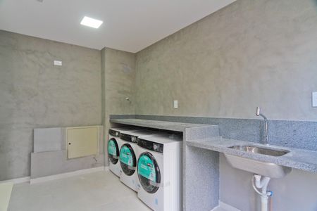 Apartamento à venda com 34m², 2 quartos e sem vaga Apartamento à venda com 34m², 2 quartos e sem vagaLavanderia