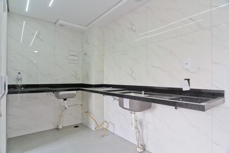 Apartamento à venda com 34m², 2 quartos e sem vaga Apartamento à venda com 34m², 2 quartos e sem vagaCozinha e Área de Serviço