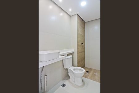 Apartamento à venda com 34m², 2 quartos e sem vaga Apartamento à venda com 34m², 2 quartos e sem vagaBanheiro