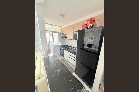 Cozinha de apartamento à venda com 2 quartos, 56m² em Vila Ema, São Paulo